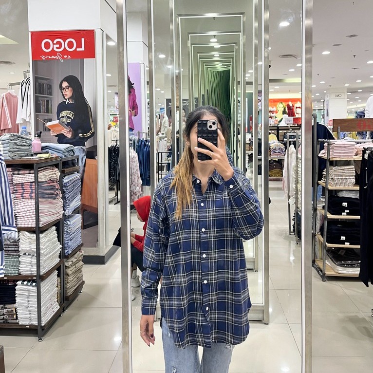 kemeja flanel logo jeans