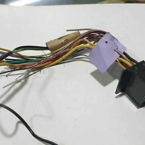 soket jack listrik untuk head unit mobil Pioneer lawas