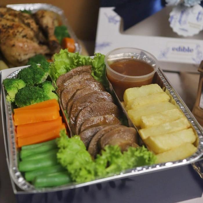 bistik lidah sapi hampers edible - Makanan Saja