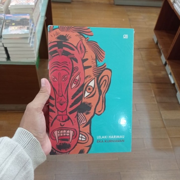 Novel Lelaki Harimau Soft Cover - Eka Kurniawan Original Gramedia