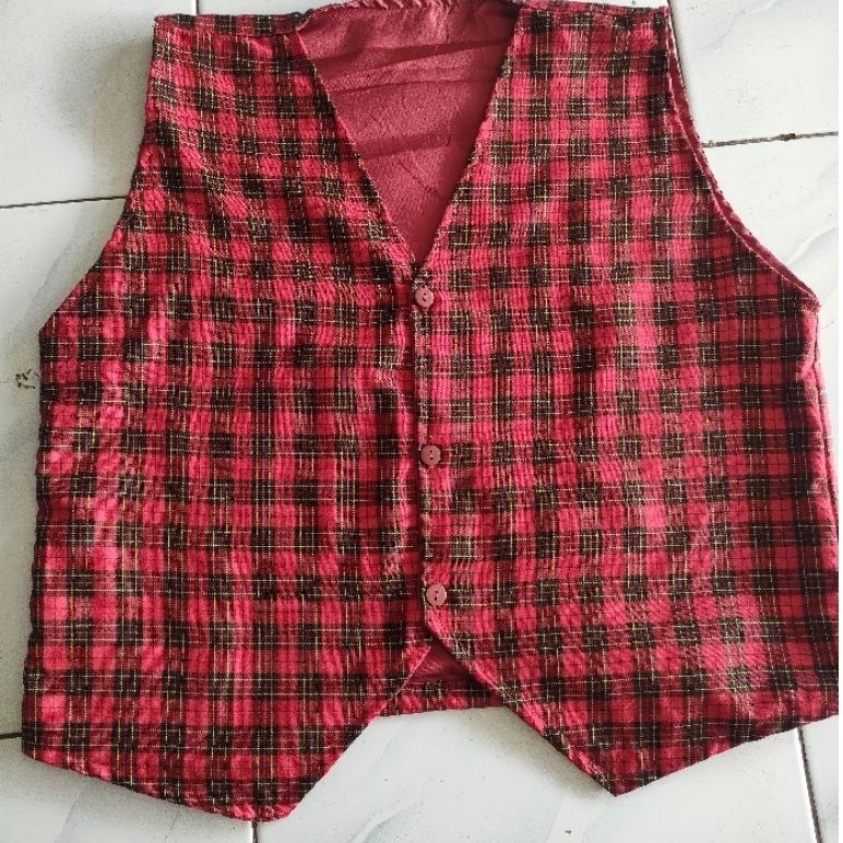 rompi kotak kotak SD
