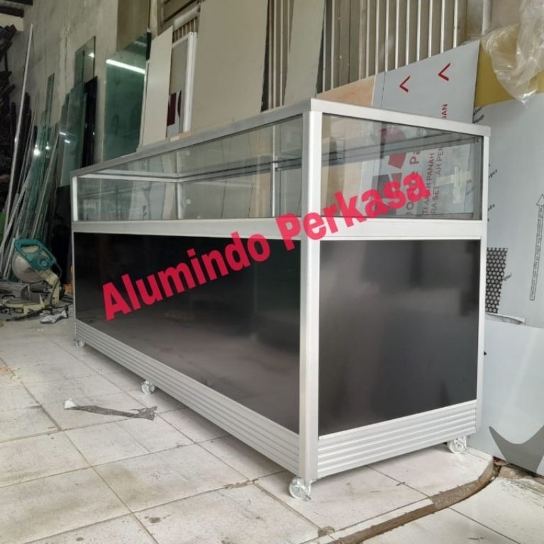 Etalase / etalase accesories / etalase hp / etalase perhiasan / etalase murah