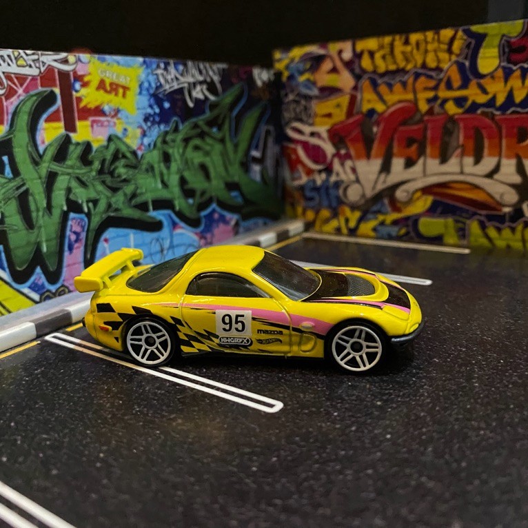 Hotwheels Mazda RX 7 Drift