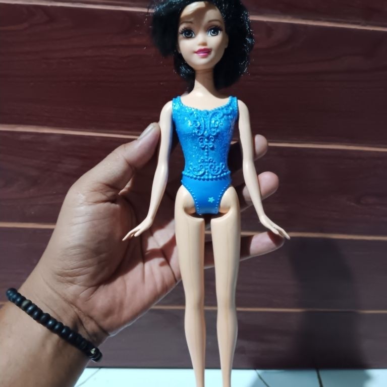 boneka Barbie princess Mattel 2012