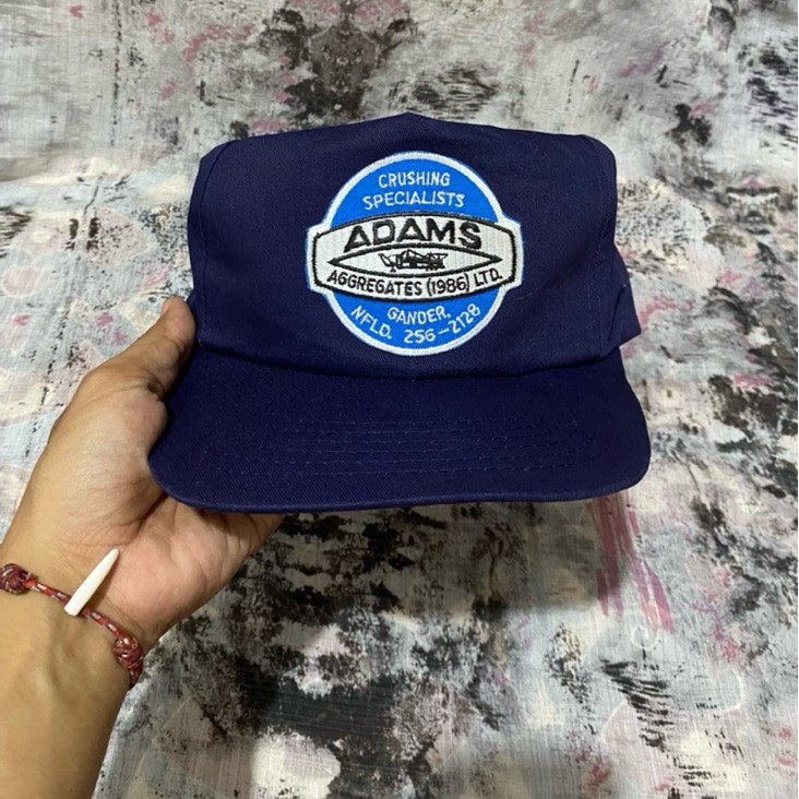 topi snapback vintage