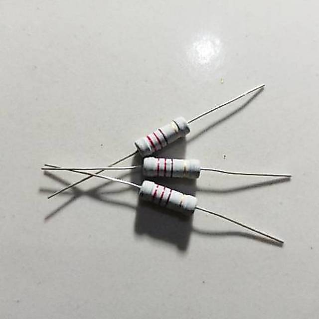 Resistor 220 Ohm 2 Watt