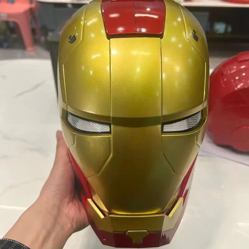 Helm Iron Man Elektrik yang Dapat Dipakai, Mainan Dewasa Skala 1:1 dengan Fitur Pembukaan Otomatis d