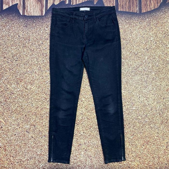celana panjang hitam polos UNIQLO celana chinos bawah resletting murah bagus formal size 29