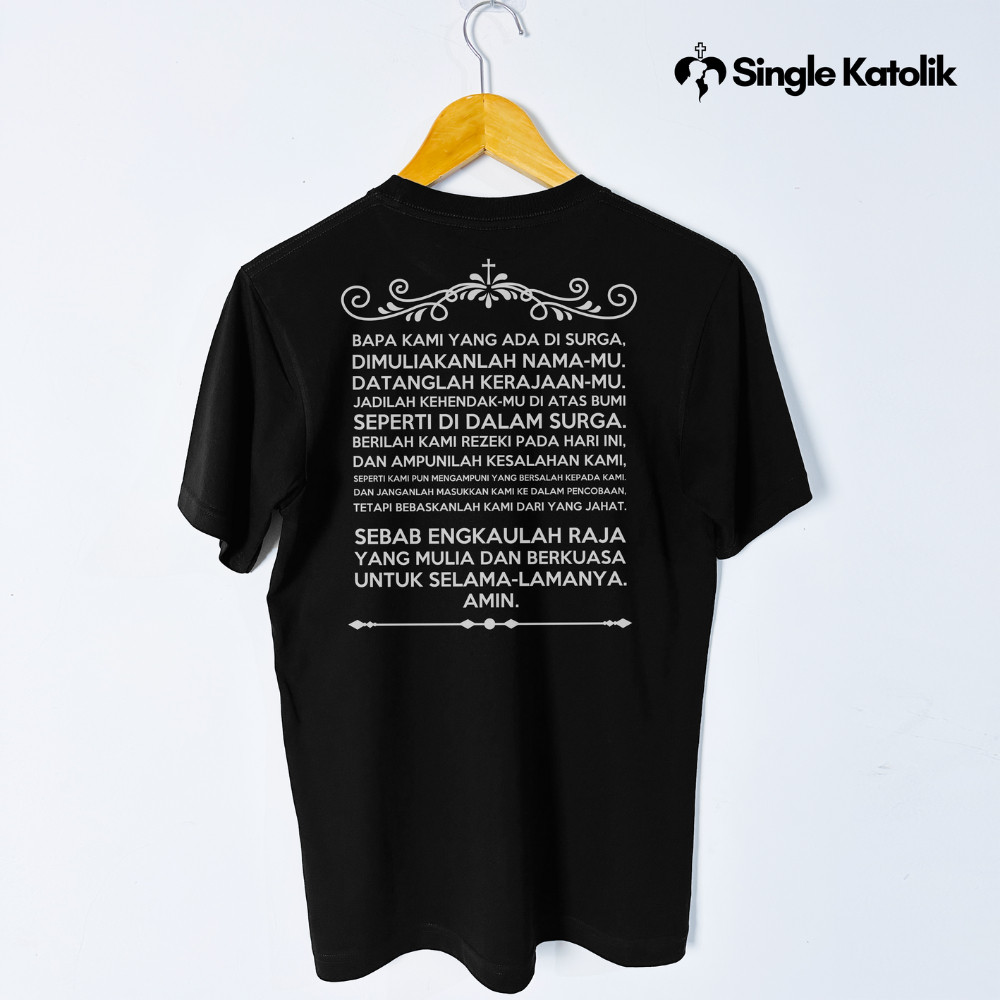 DOA BAPA KAMI (TULISAN ARAB & ARTI) - Kaos Rohani - Katun Premium 100% - Single Katolik Official Sto