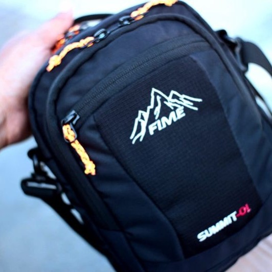 Tas Slempang SERI SUMMIT Kapasitas 3 Liter Original Garansi