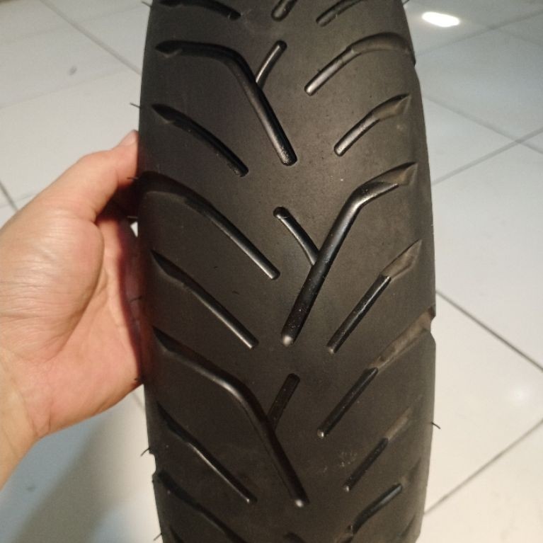 ban belakang motor pcx150 UK 120/70-14