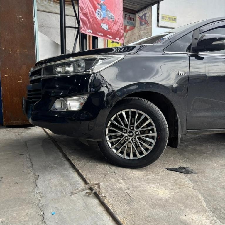 velg mobil r17 hsr london black chrome rata body cocok di innova hrv xpander