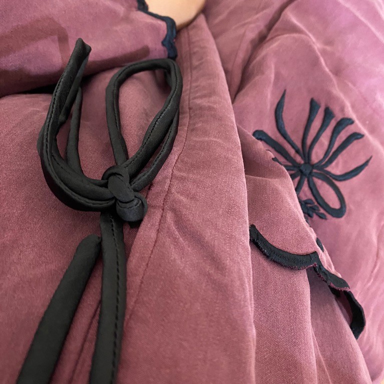 Noura abaya aafiya booked