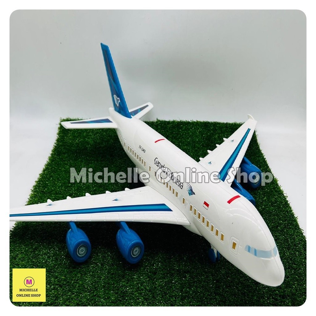 MAINAN PESAWAT GARUDA INDONESIA BESAR
