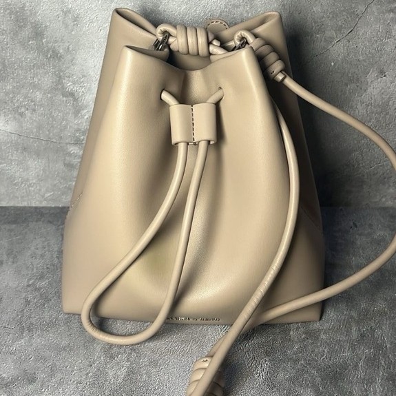 Charles & Keith Tas Serut - Beige (100% Original)
