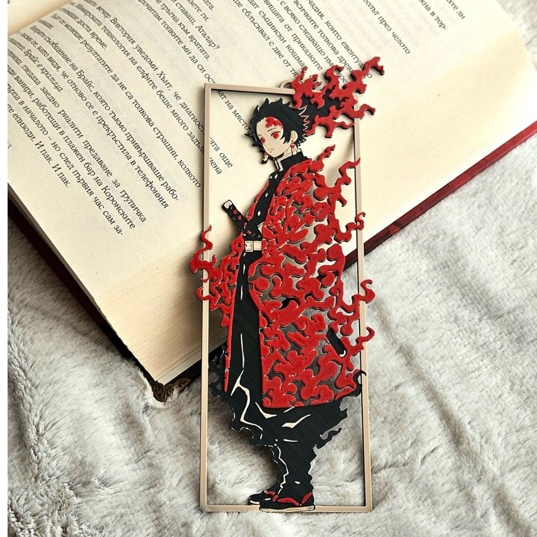 Pembatas Buku Samurai Merah Hitam – Bookmark Anime Aesthetic dan Ekslusif