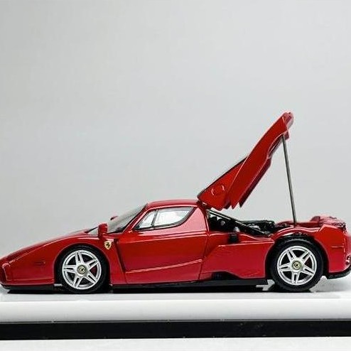 King Model 1/64 Ferrari Enzo Red - Stance Hunters SH 1/64 Novitec Ferraro SF90 - Mortal 1/64 Mazda R