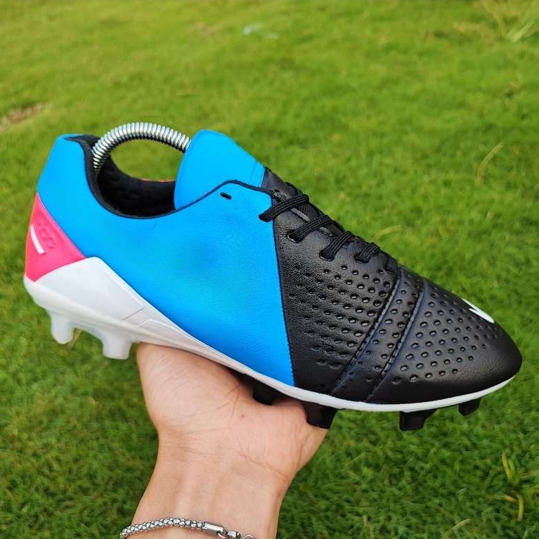[Bisa COD] Sepatu Bola Soccer CTR360 Maestri III FG - Black White Photo Blue Pink