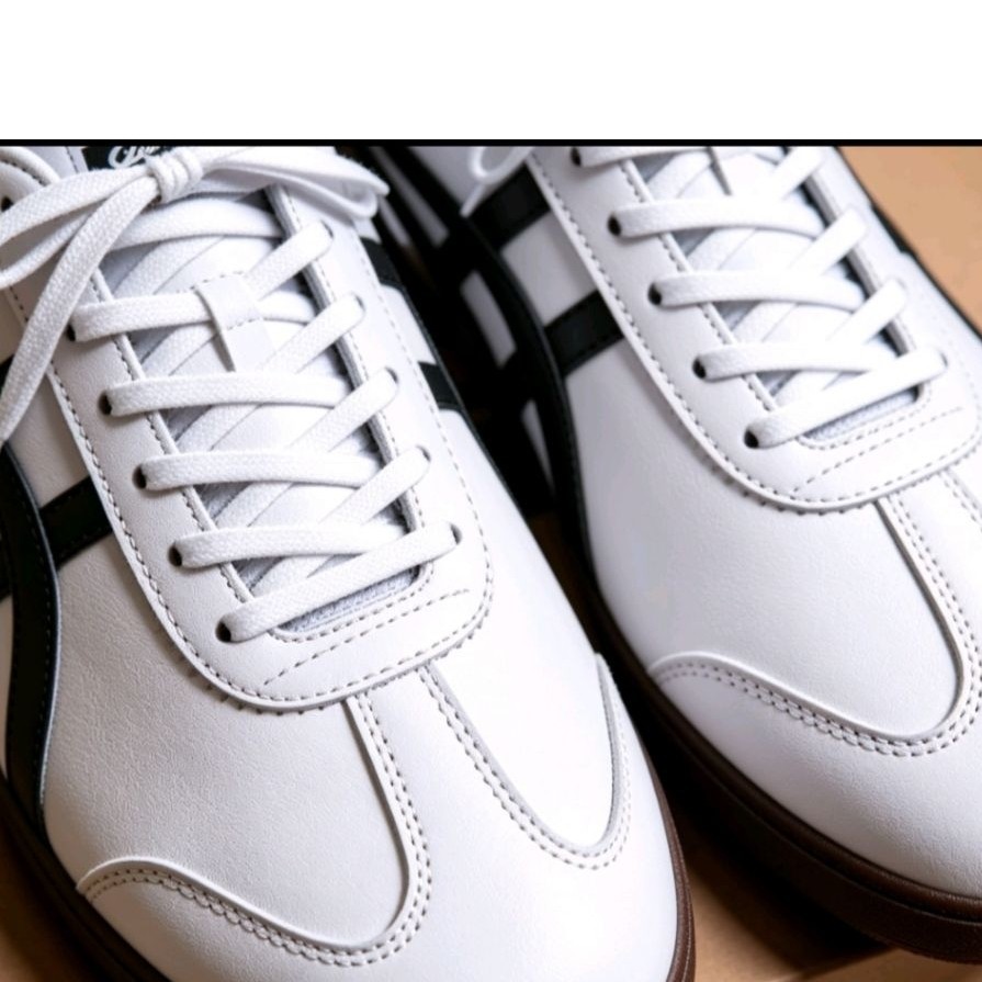 Sepatu Onitsuka Tiger Tokuten hitam putih dengan Desain Unisex dan Nyaman Dipakai