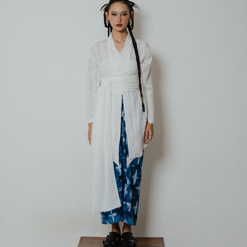 ⁠BOOLAO Kebaya MIRANA Kemben Detachable (Outer Bongkar Pasang) - Putih