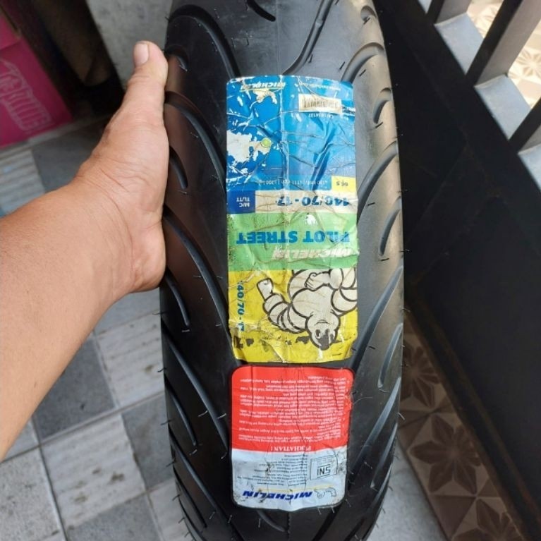 michelin pilot street 140/70-17 baru