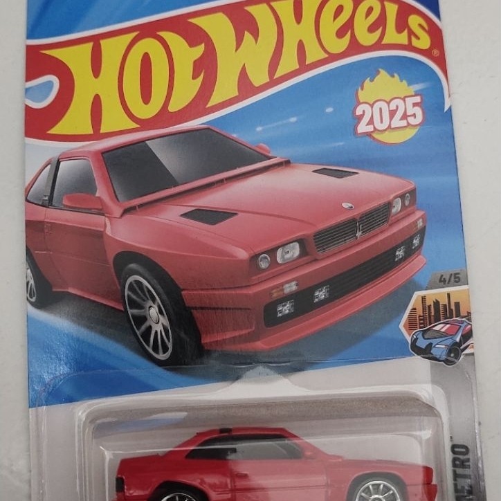 Hot Wheels Maserati Shamal Merah