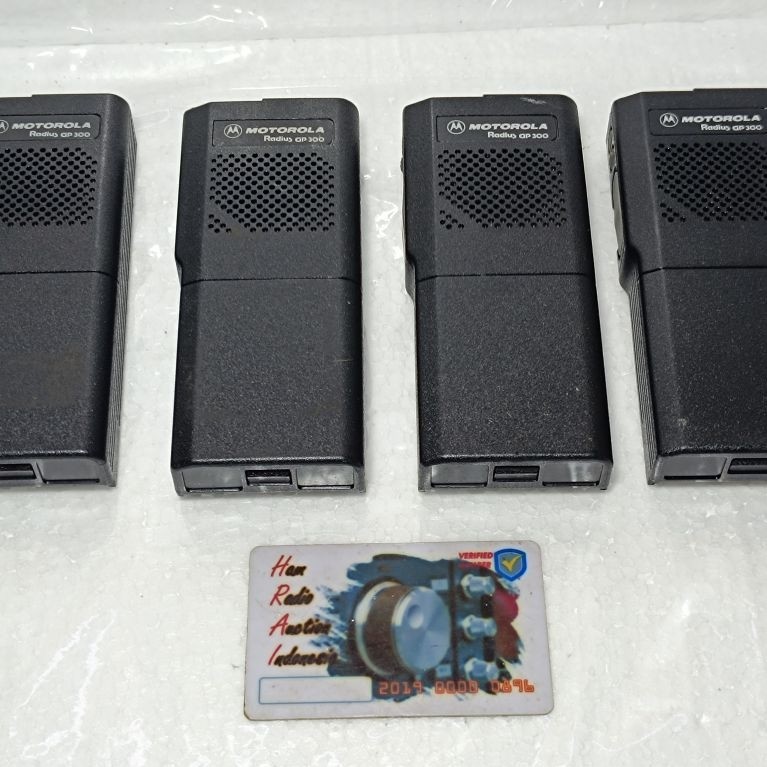 HT MOTOROLA GP300