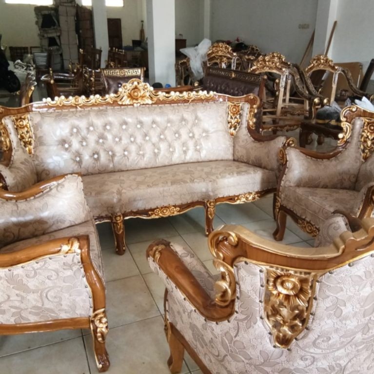 Kusi Sofa Romawi Pot