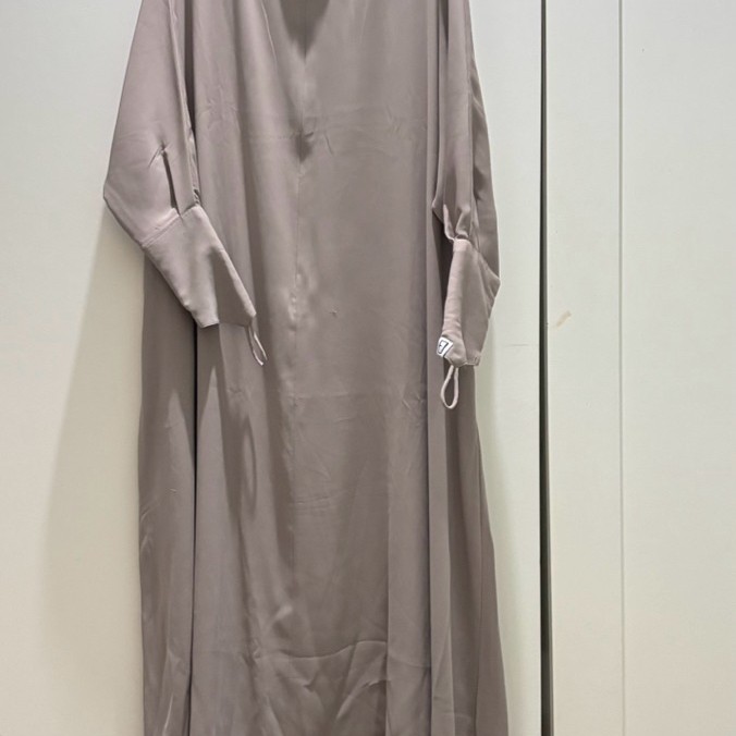 Preloved elmadina luna abaya xs vintage khaki