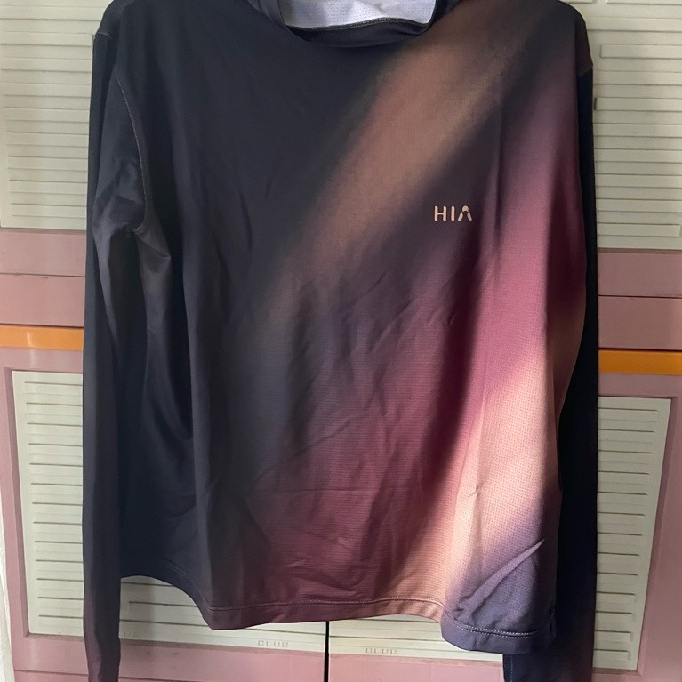 Preloved HIA everywear bhava printed longsleeve