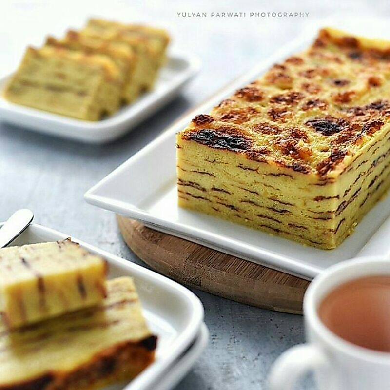 KUE LAPIS MAKSUBA OLEH OLEH BANDUNG