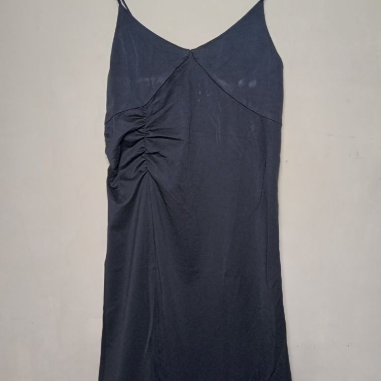 dress malam cantik preloved