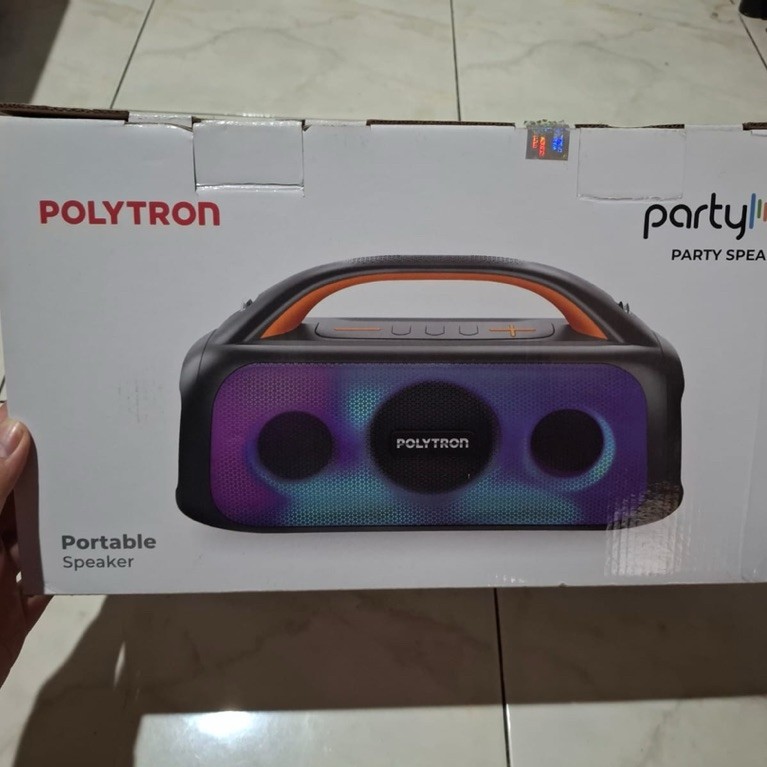 Speaker Polytron Portable (Party Speaker)