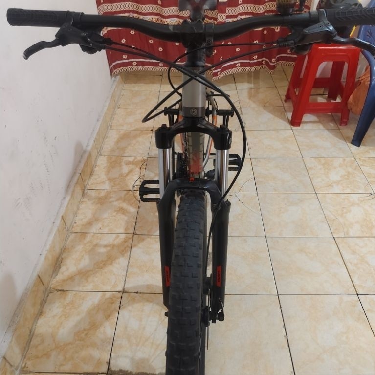 Sepeda Gunung Polygon Premier 4 Ban 27,5 Size M (bekas pakai)
