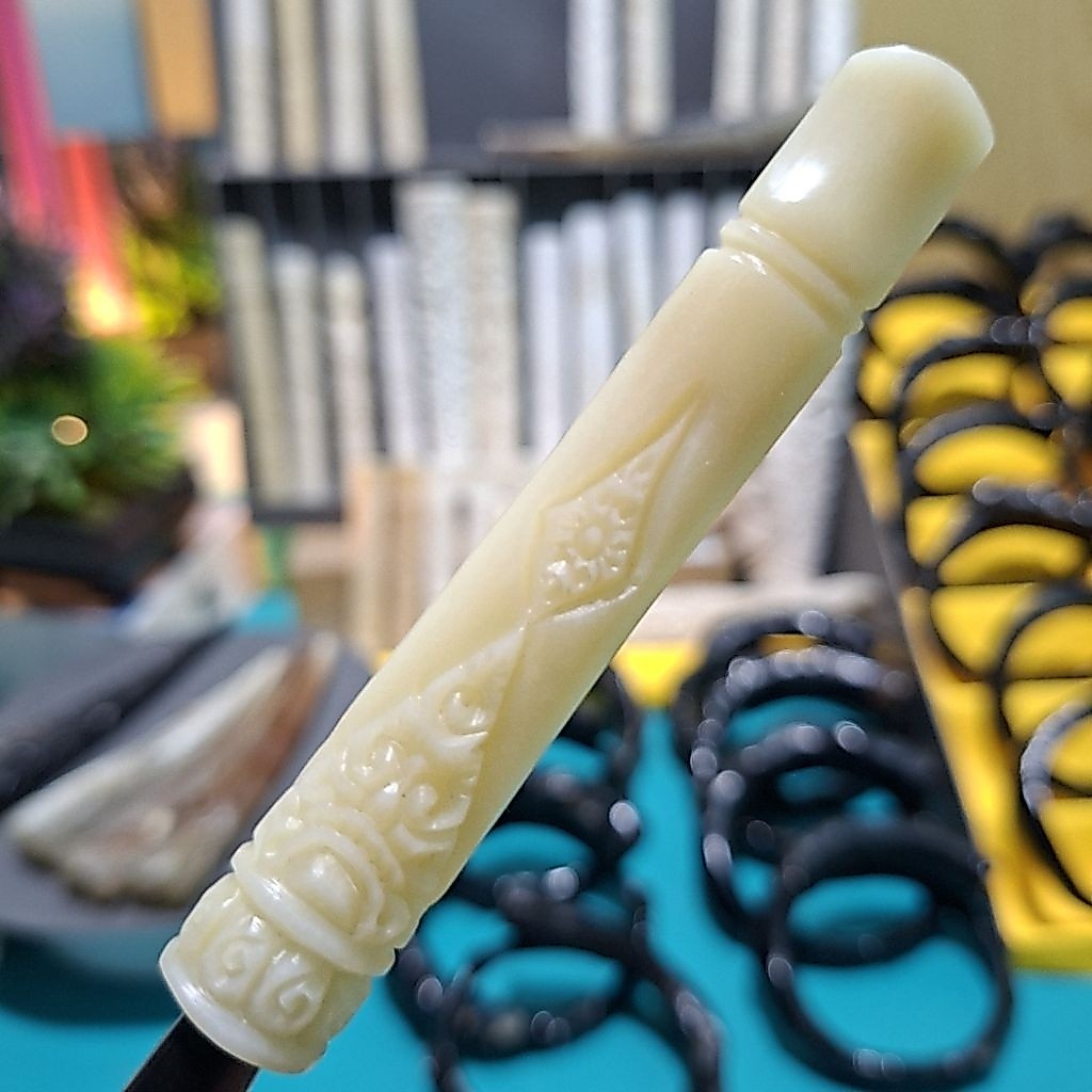 pipa once ukiran ornamen, bahan tulsap impor, detail unik dan menarik