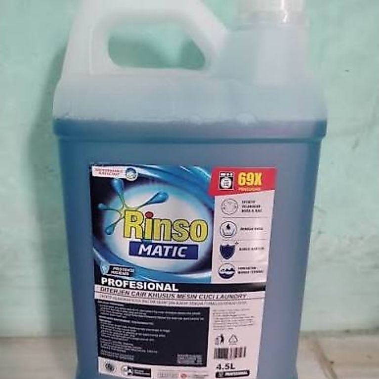 Deterjen Cair Rinso Matic 5 Liter - Wangi Segar, Hemat, Busa Banyak