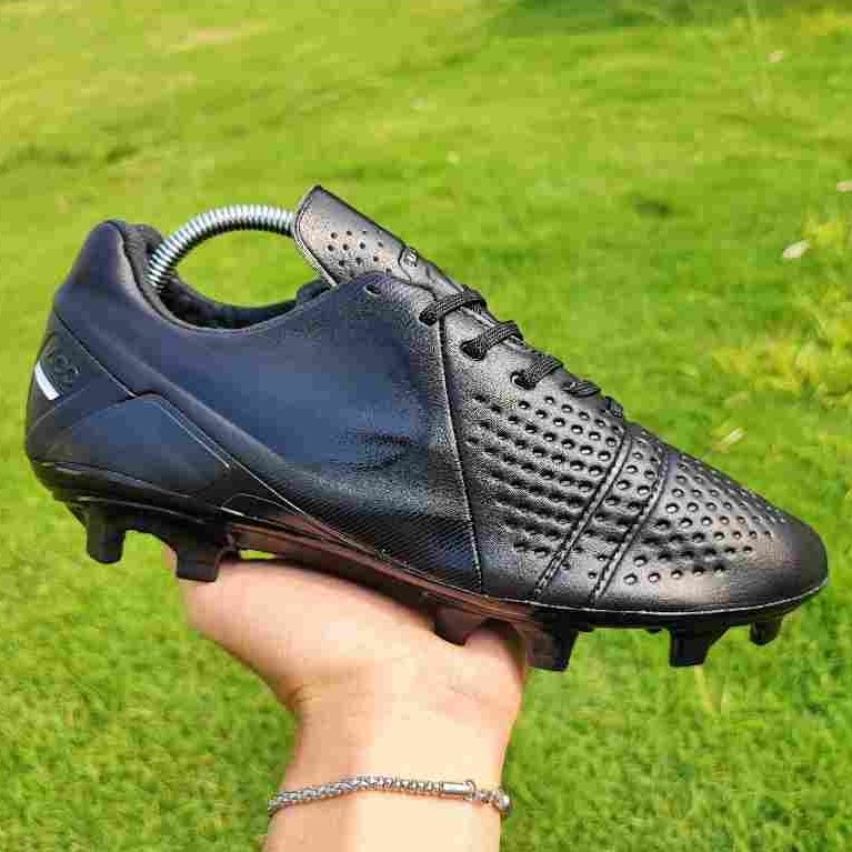 [Bisa COD] Sepatu Bola Soccer CTR360 Maestri III FG - Lights Out Black