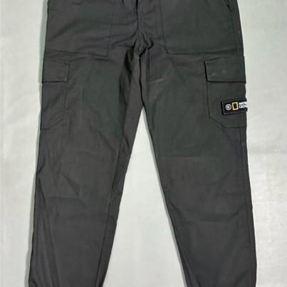 CELANA PANJANG NATIONAL GEOGRAPHIC SIZE 70