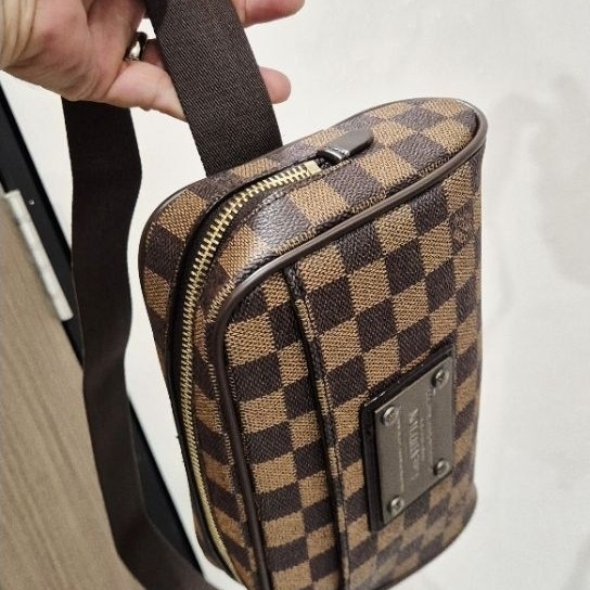 tas waist bag / tas pinggang louis vuitton cowo/cewe