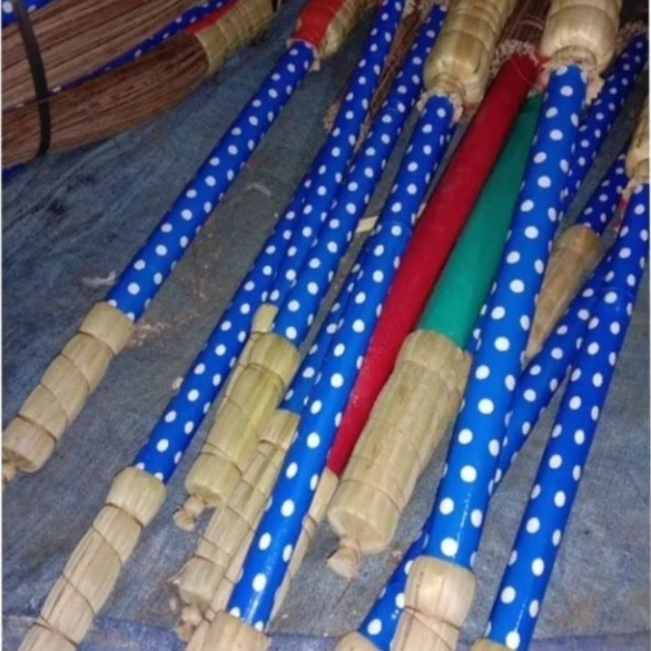 Sapu lidi gagang panjang /Sapu lidi halaman gagang /Sapu lidi taman /sapu lidi
