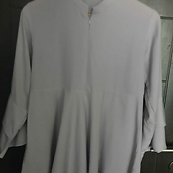 Atasan wanita / baju kerja / baju kuliah