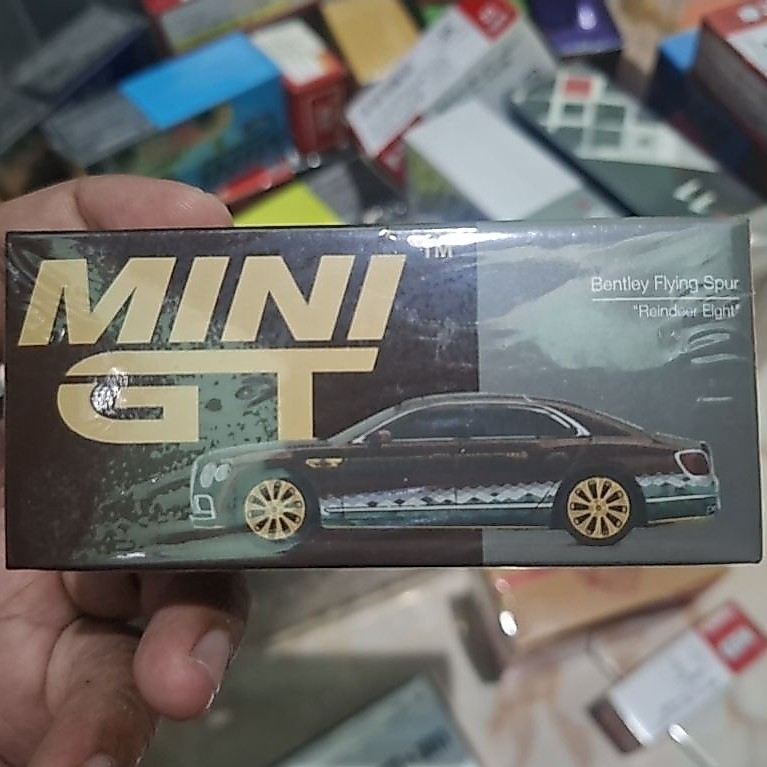 MiniGT bentley Flying spur