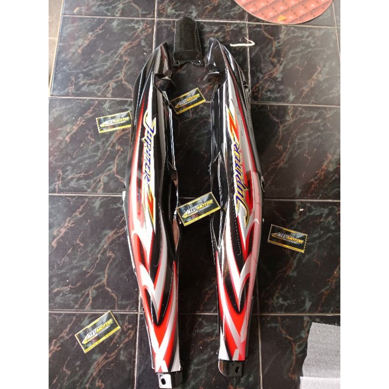 New Cover Body Belakang Jupiter Z New Burhan 2006 Hitam Merah Maroon Plus Striping tahun 2006 Bahan 