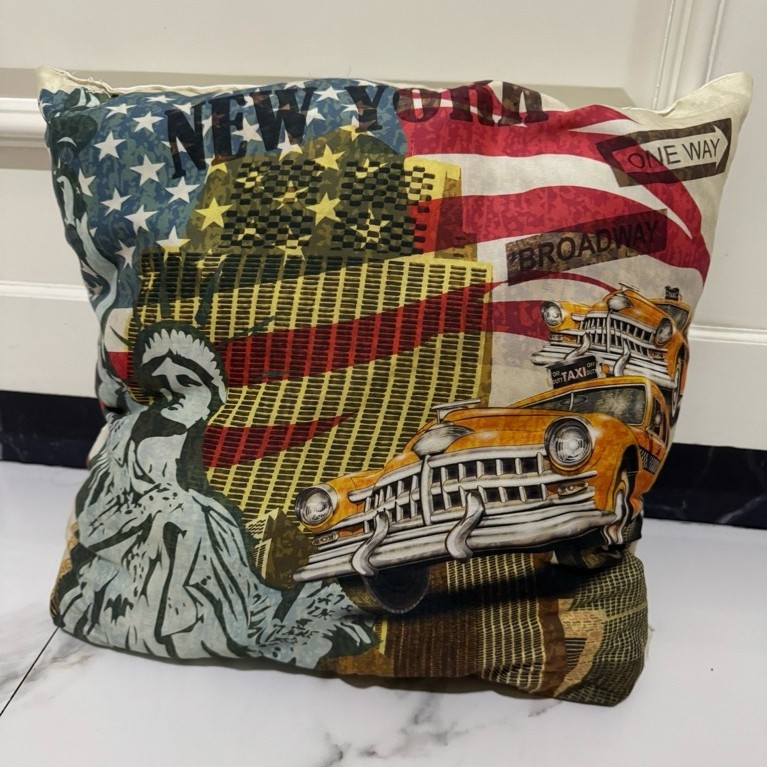 bantal sofa informa preloved