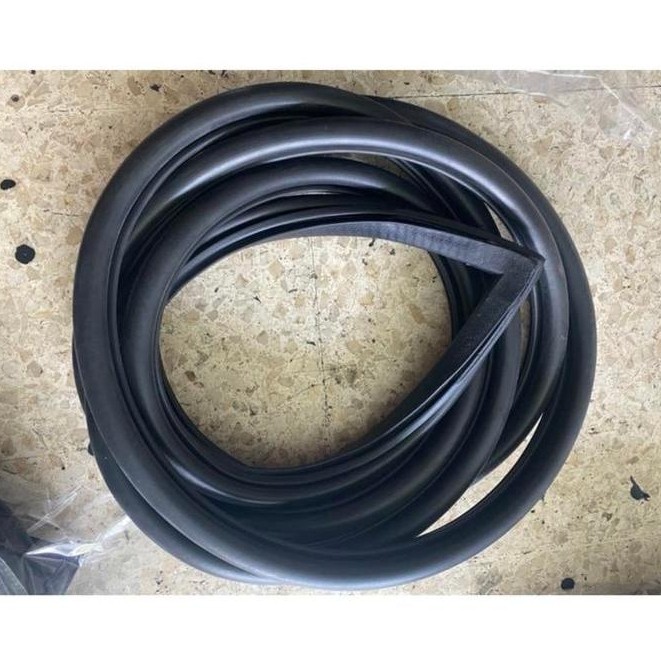 1pc Karet Pintu Colt T-120 Colt T120 - karet pintu depan