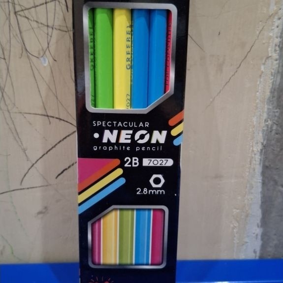 Pensil greebel Neon