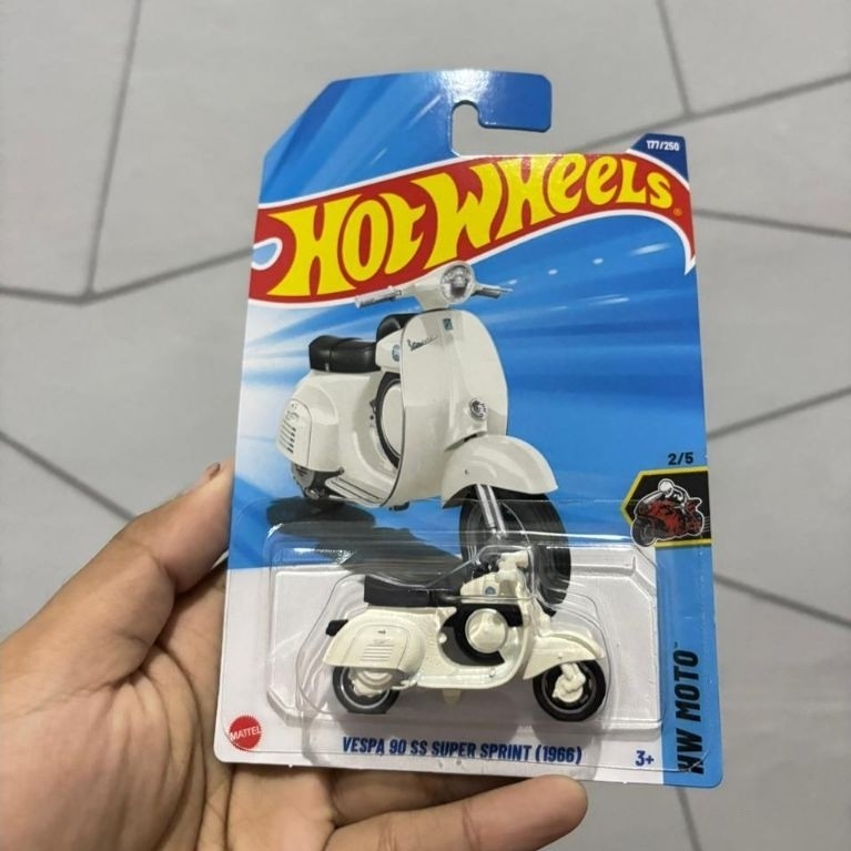 HOTWHEELS VESPA 90 SS SUPER SPRINT 1966