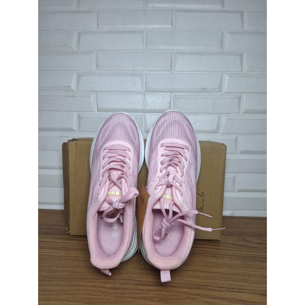 [Waijb baca deskripsi] CRAZY SALE SEPATU DIADORA HUXLEY PINK WOMEN (BEDA SIZE SEBELAH)