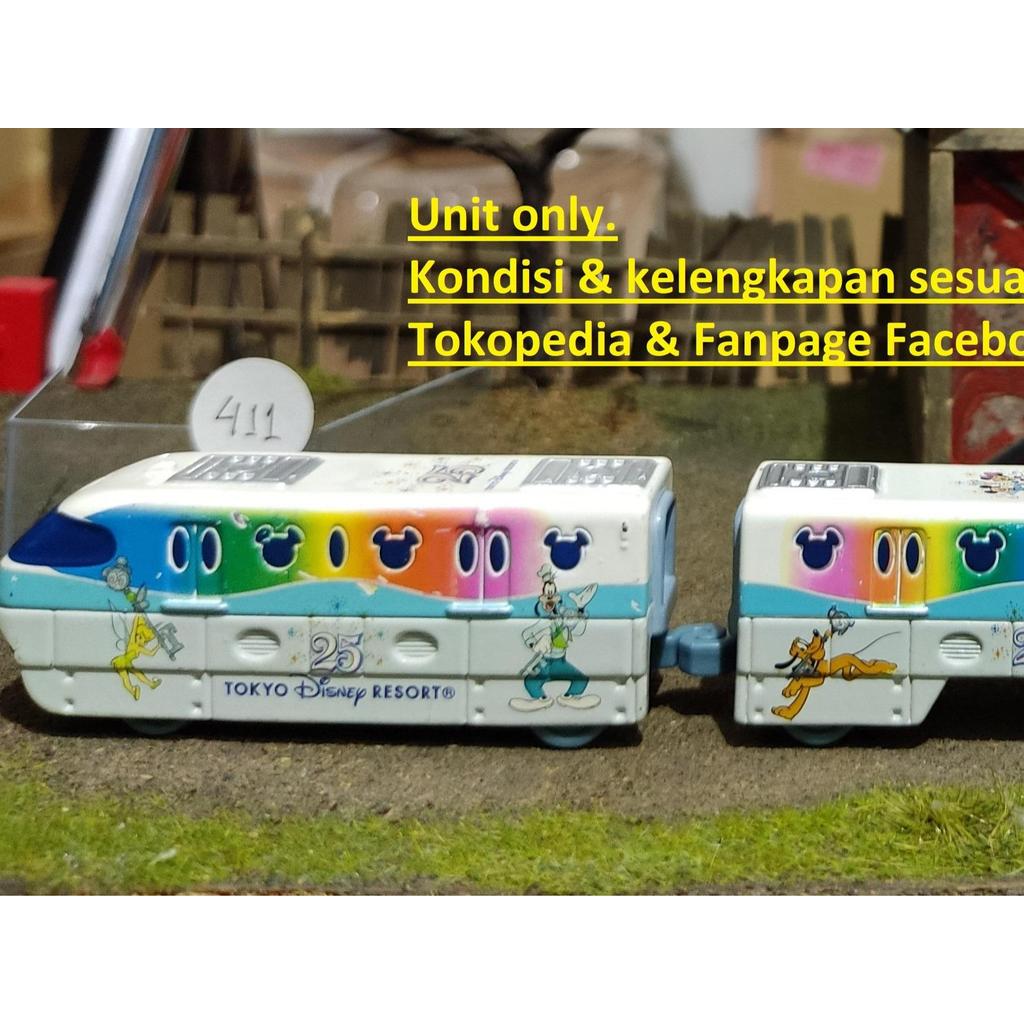 Tomica Tokyo Disney Resort Line 25th Anniversary Monorail Set Loose