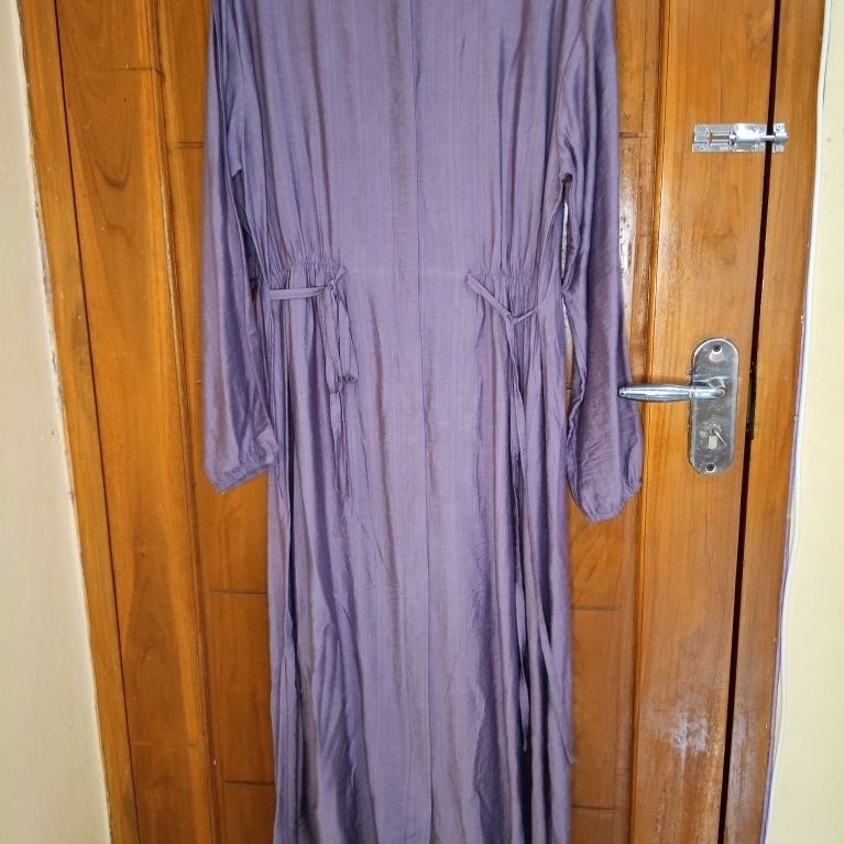 preloved gamis ungu